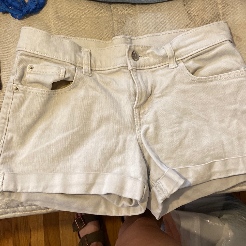 White denim shorts old navy